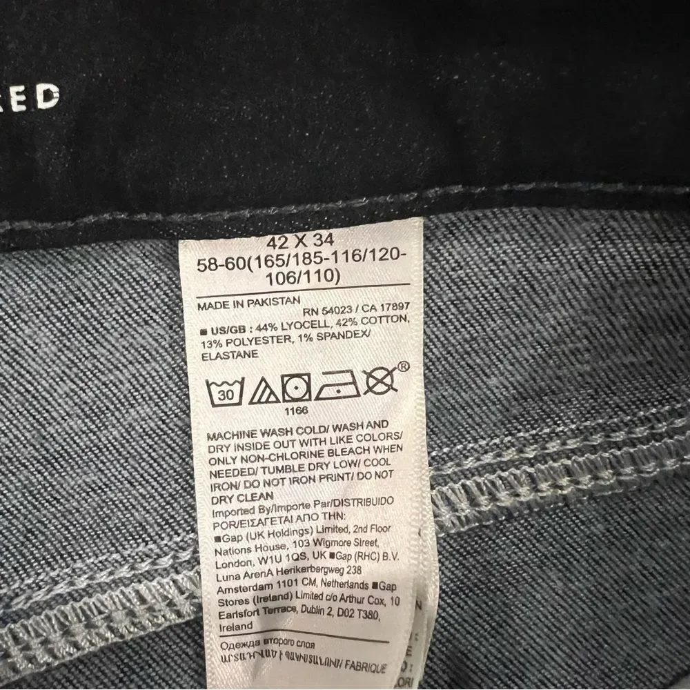 NWOT Banana Republic Men's traveler jeans taper fit size 42x34 dark wash - Picture 8 of 12